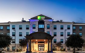 Holiday Inn Express & Suites By Ihg  2*